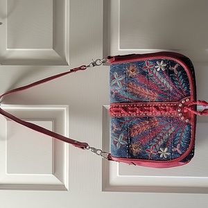 Montana West CC Gorgeous Red Embroidered Purse